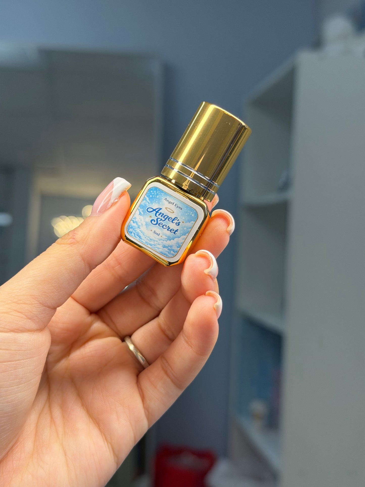 Angels Secret Adhesive β¨π©΅βοΈ