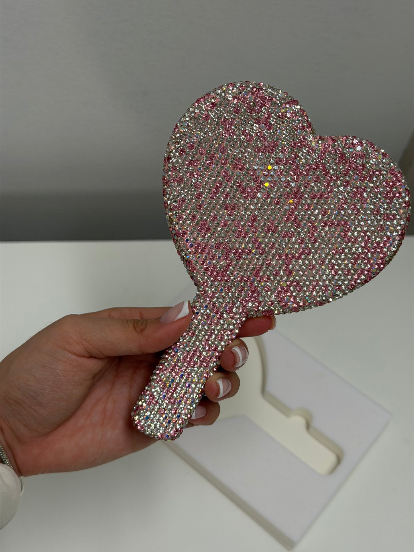Hand Mirror 💖